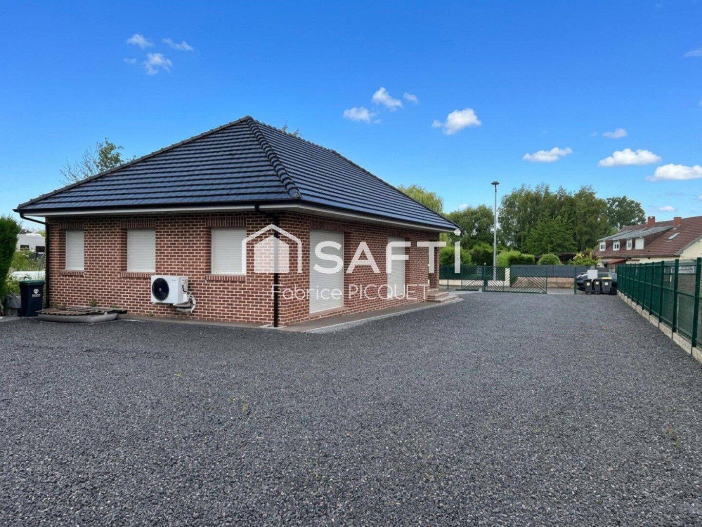 Maison 4 pièces 85 m² · à Saint-Amand-les-Eaux · 85 m² · 299 900 €