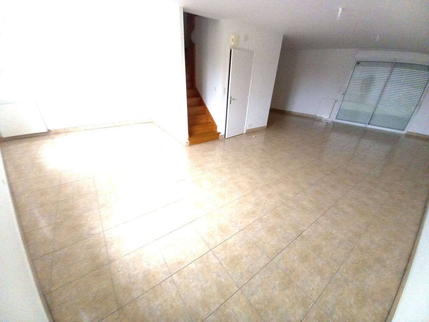 Maison 4 pièces 95 m² · à Fougères · 95 m² · 905 €/mois