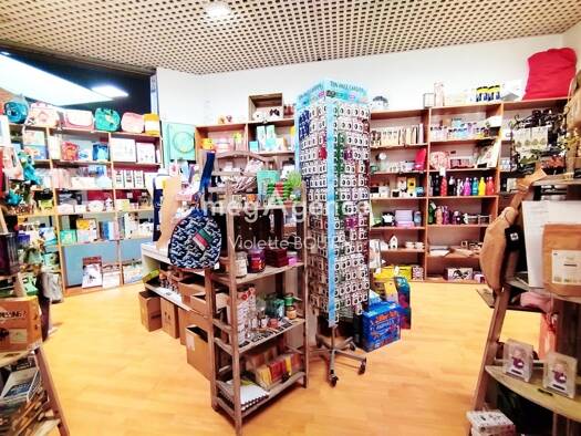 Boutique à vendre Fonds de commerce 9 000 € 2 pièces 42 m² de surface de vente Sud-Sud Est Beaupréau-en-Mauges 49600