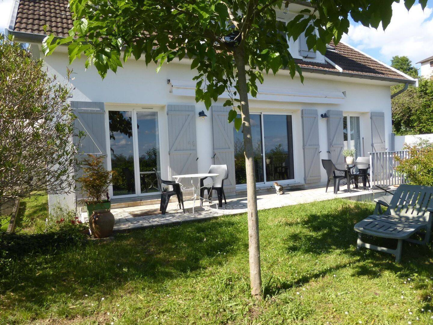Maison 6 pièces 140 m² · à Montluel · 140 m² · 500 000 €