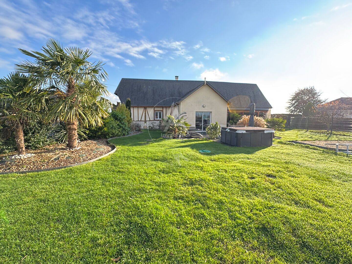 Maison 5 pièces 160 m² · à Bourg-Achard · 160 m² · 299 000 €