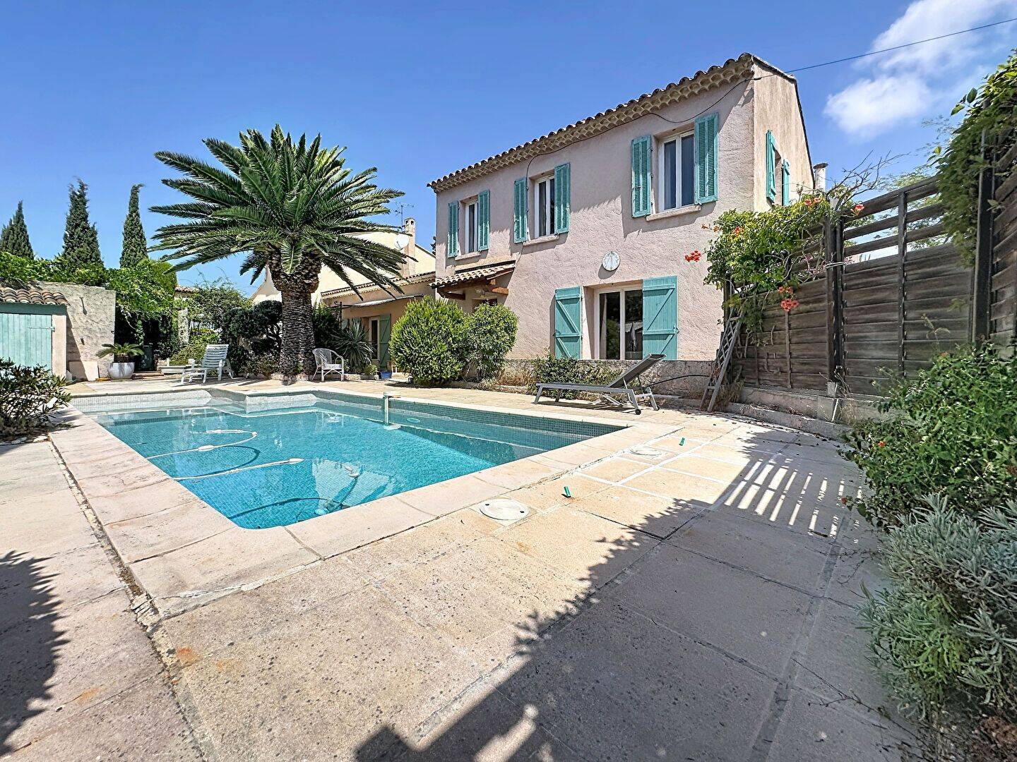 Maison 4 pièces 158 m² · à La Seyne-sur-Mer · 158 m² · 625 000 €