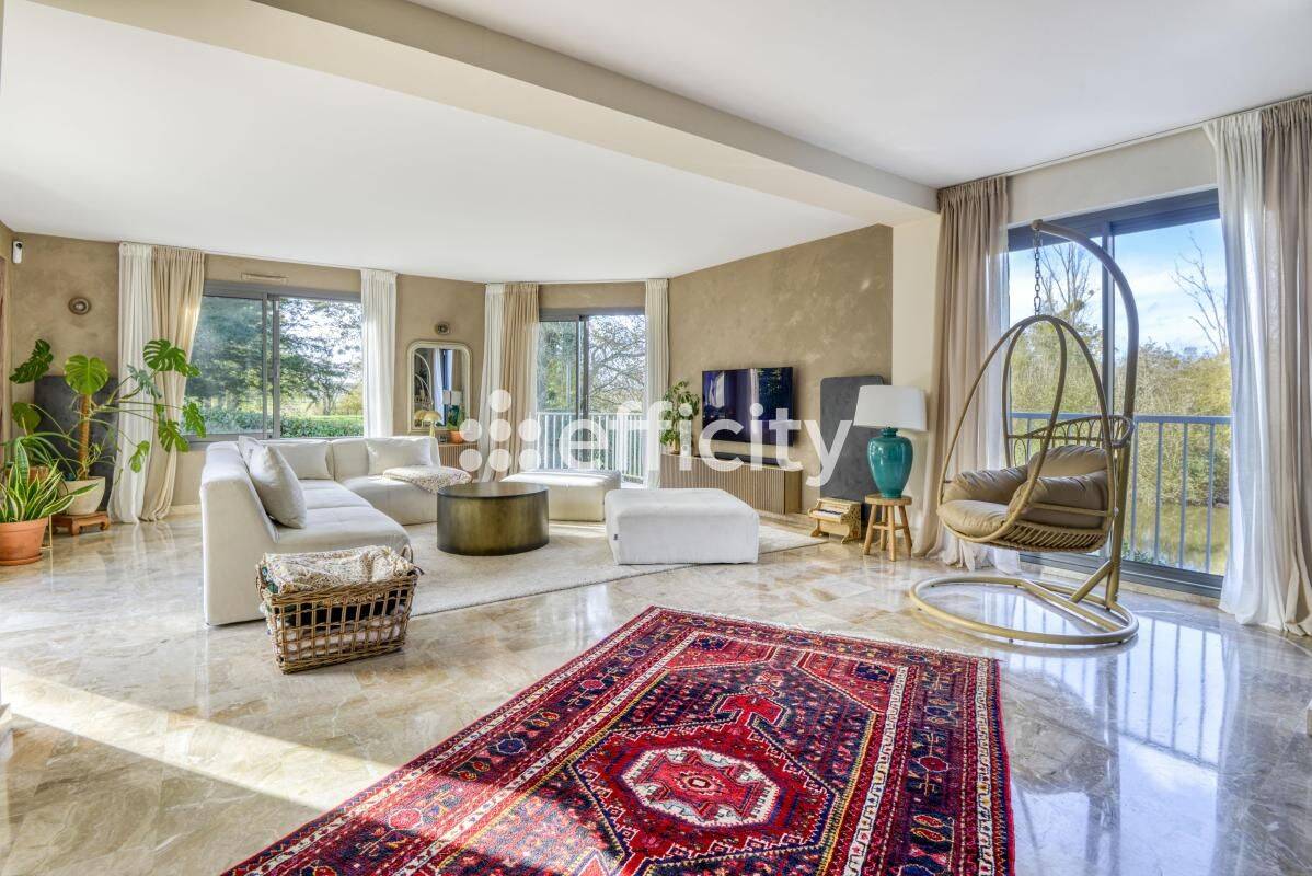 Maison 7 pièces 171 m² · à Port-Saint-Père · 171 m² · 442 000 €