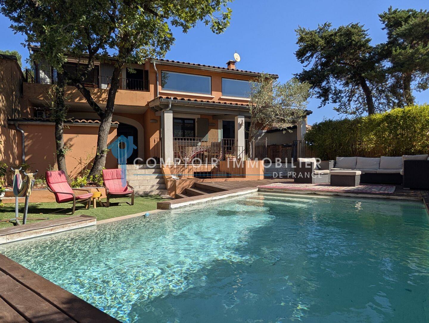 Maison 5 pièces 135 m² · à Roussillon · 135 m² · 550 000 €
