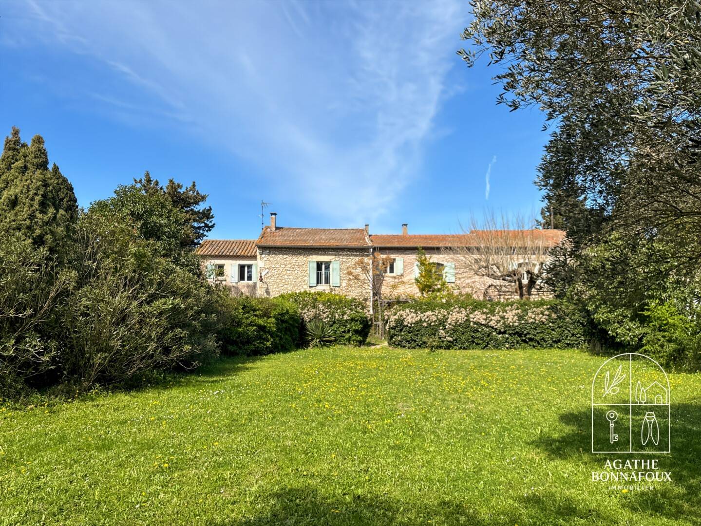 Maison 10 pièces 435 m² · à Châteaurenard · 435 m² · 987 000 €