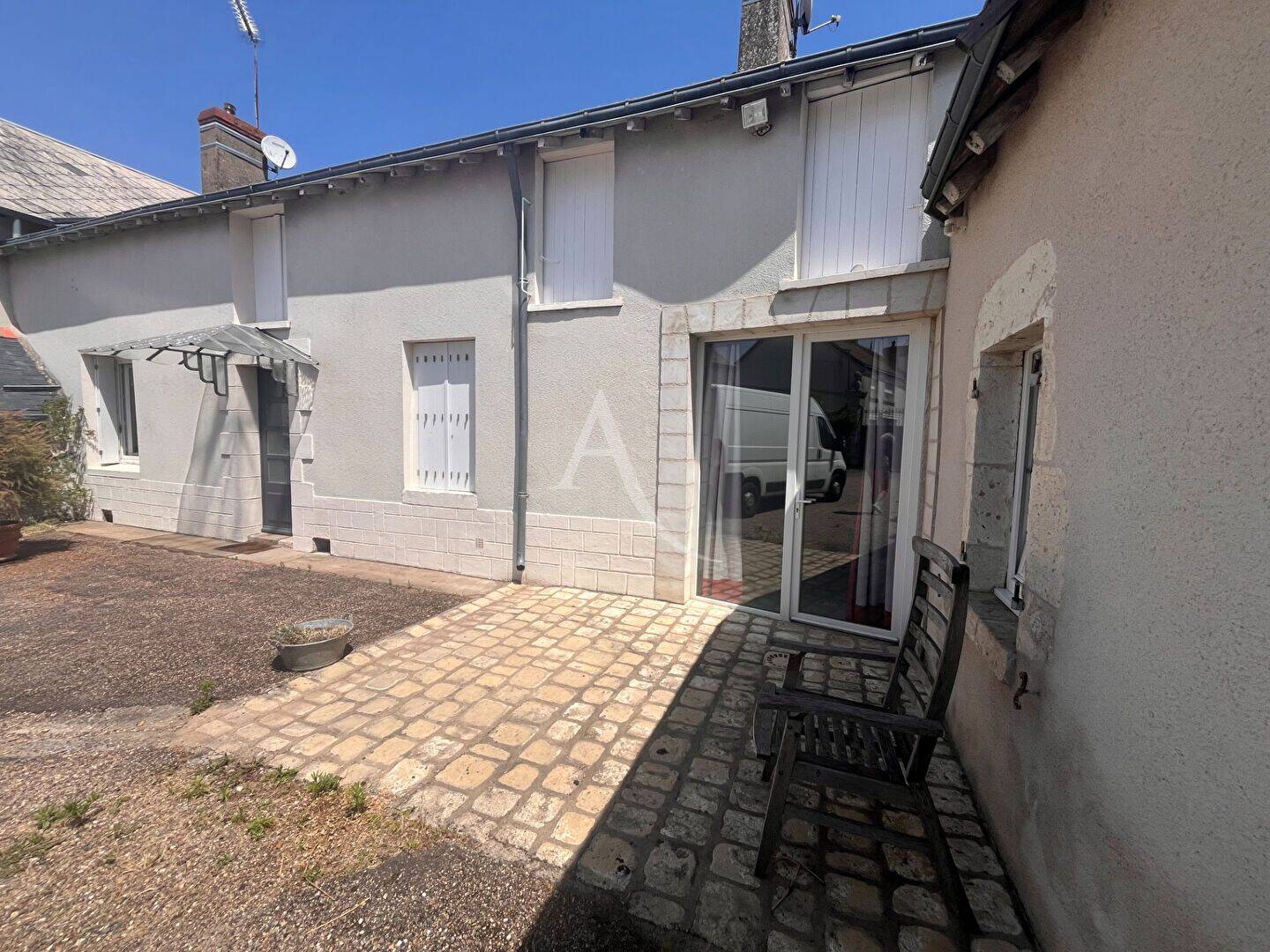 Maison 5 pièces 141 m² · à Vineuil · 141 m² · 1 150 €