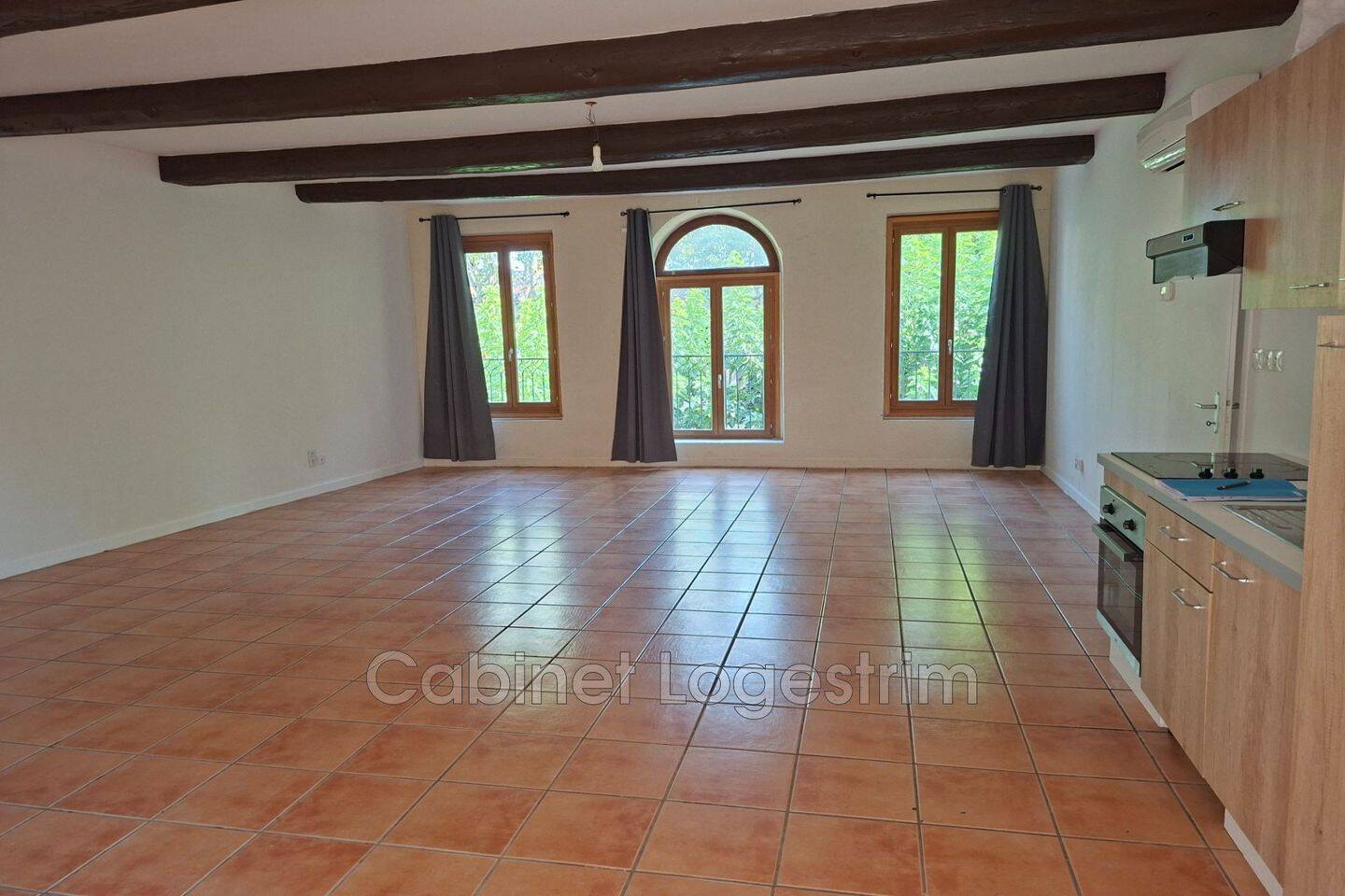 Appartement 3 pièces 82 m² · à Bernis · 82,5 m² · 909 €/mois