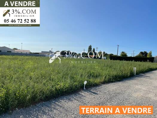 Terrain constructible viabilisé à vendre 60 800 € 620 m² de terrain Saint-Porchaire 17250