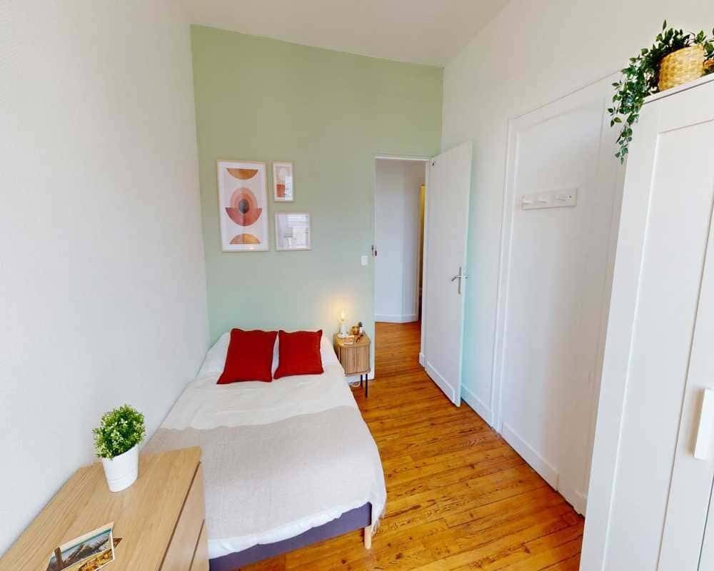 Chambre dans le Rue du Jardin public - Colocation — 6