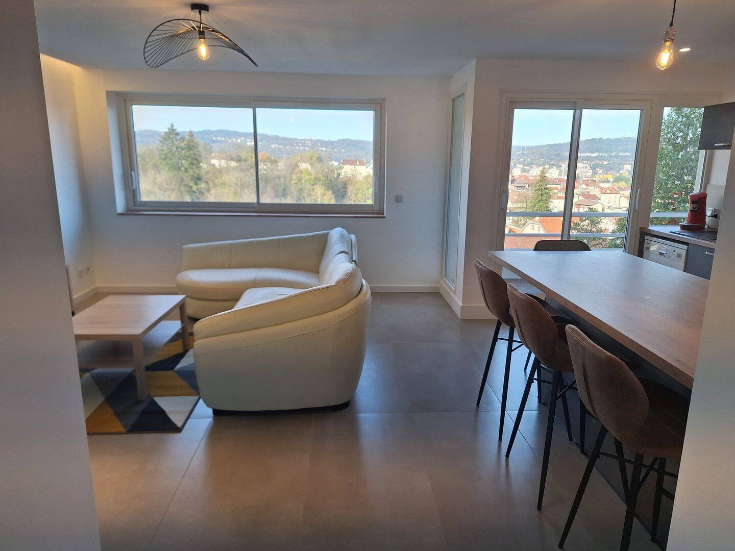 Appartement 4 pièces 78 m² · à Oyonnax · 78 m² · 990 €/mois