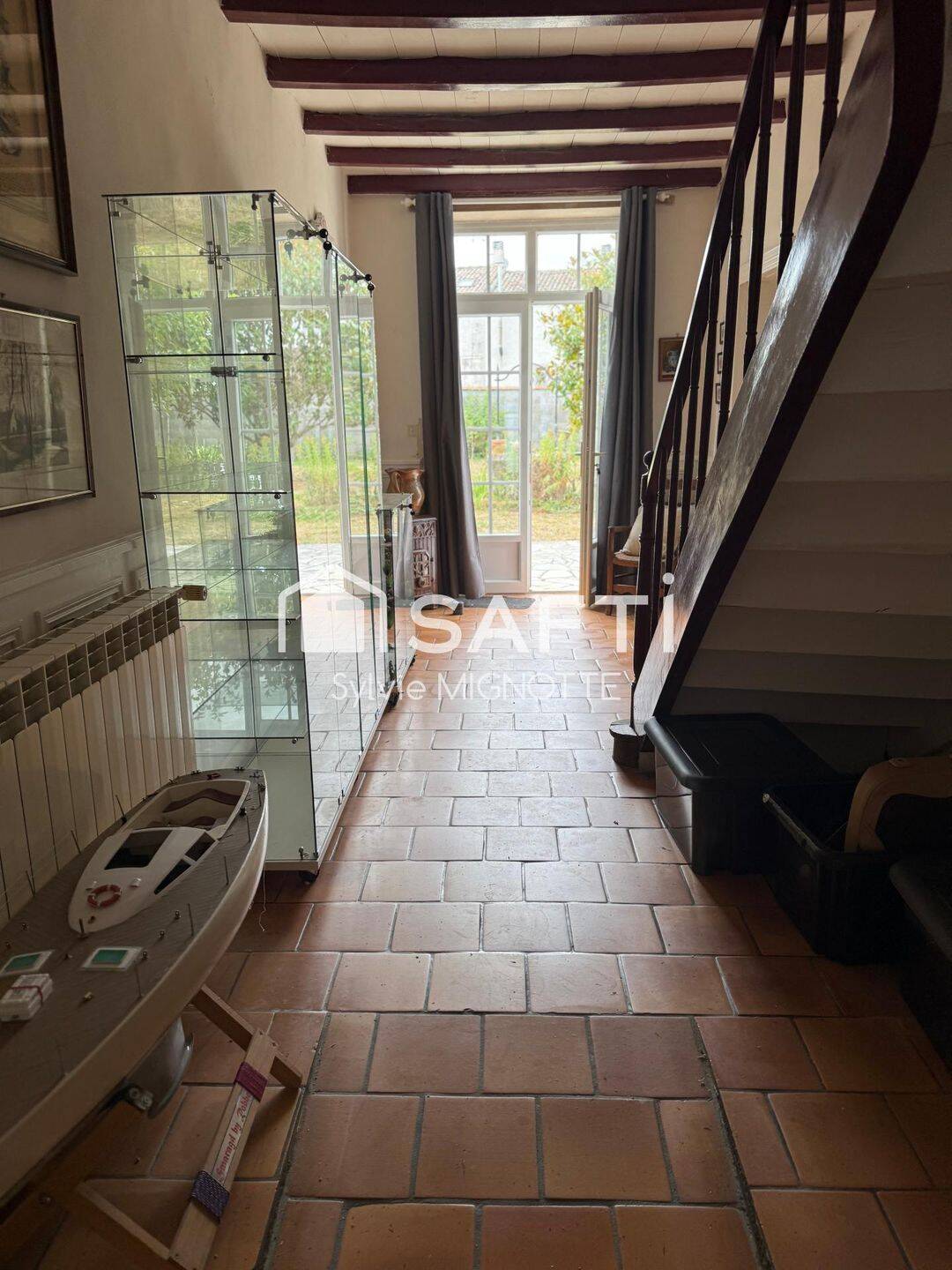 Maison 10 pièces 433 m² · à Bernay-Saint-Martin · 433 m² · 316 800 €
