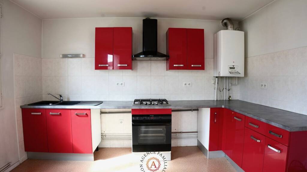 Appartement à vendre 144 990 € 3 pièces 2 chambres 65 m² Étage 3/4 Clermont Ferrand 63000