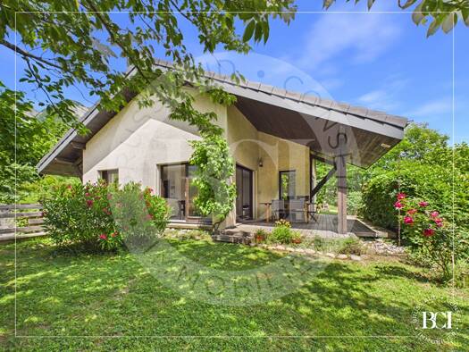 Maison à vendre 625 000 € 7 pièces 5 chambres 149 m² 1 340 m² de terrain Saint-Nazaire-les-Eymes 38330