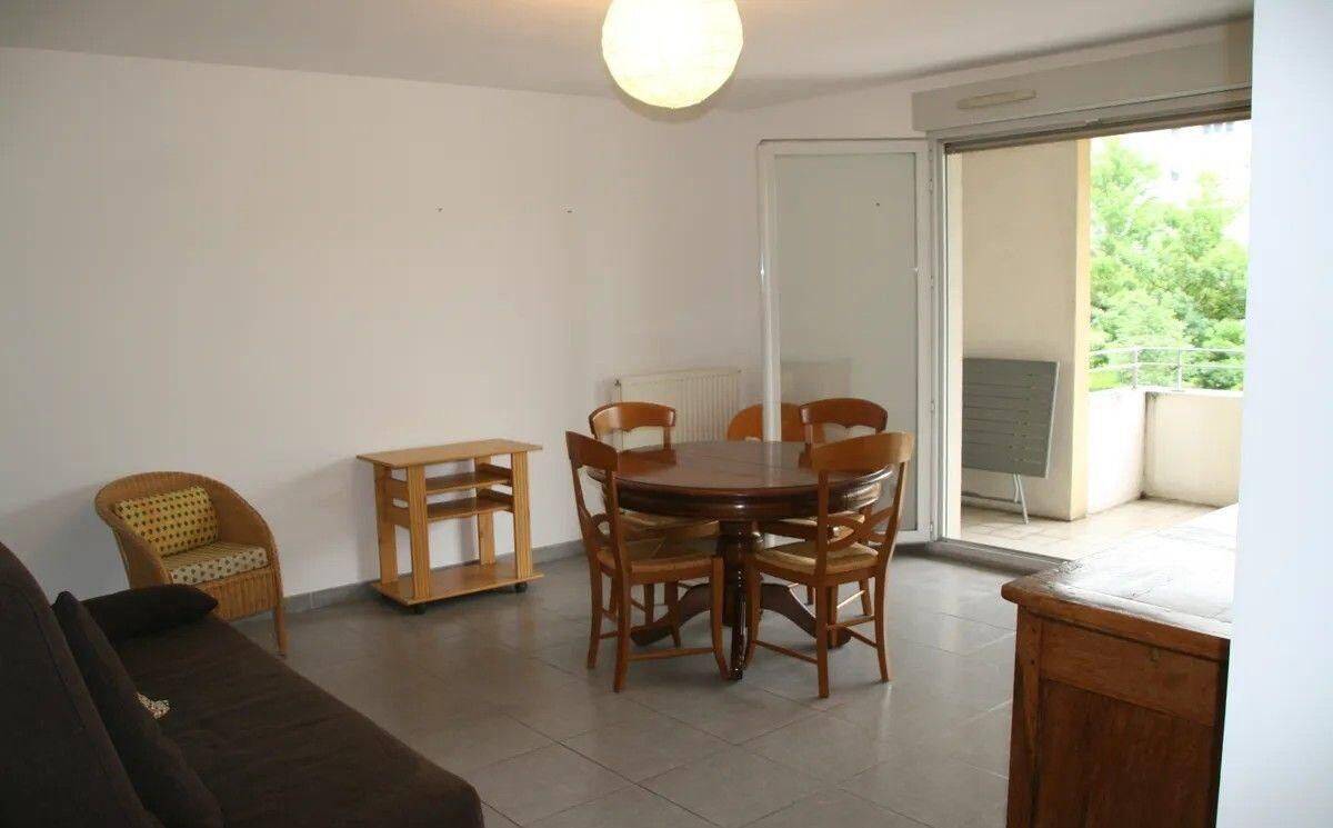 Appartement 3 pièces 70 m² · à Grenoble · 70 m² · 865 €
