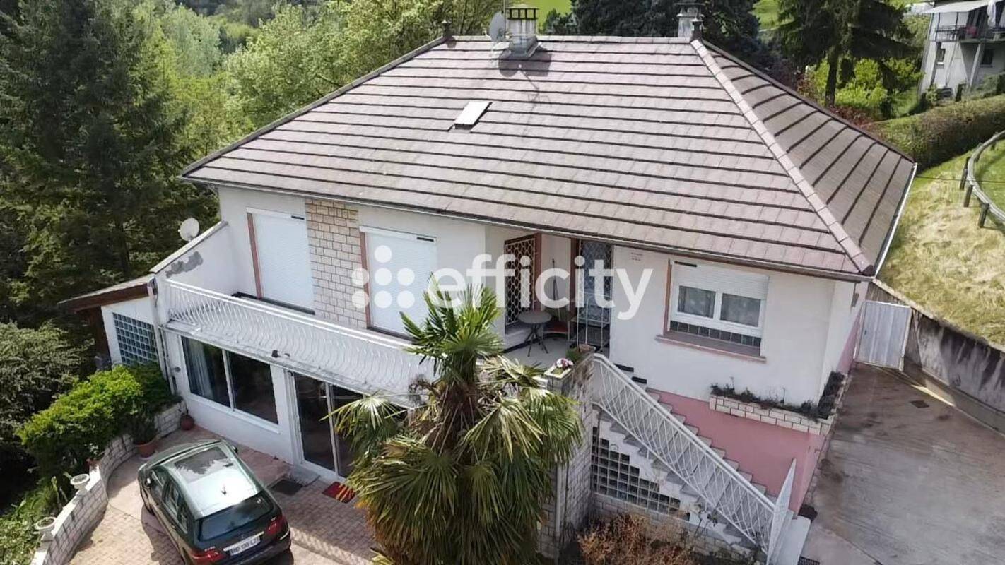 Maison 8 pièces 250 m² · à Andance · 250 m² · 220 000 €
