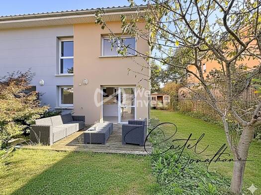 Duplex à vendre 325 000 € 3 pièces 2 chambres 67 m² RDC Sainte-Consorce 69280