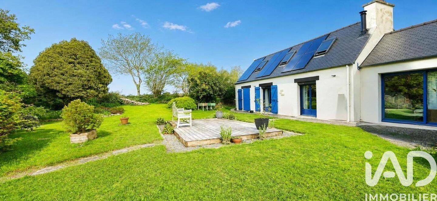 Maison 4 pièces 127 m² · à Guerlesquin · 127 m² · 262 000 €