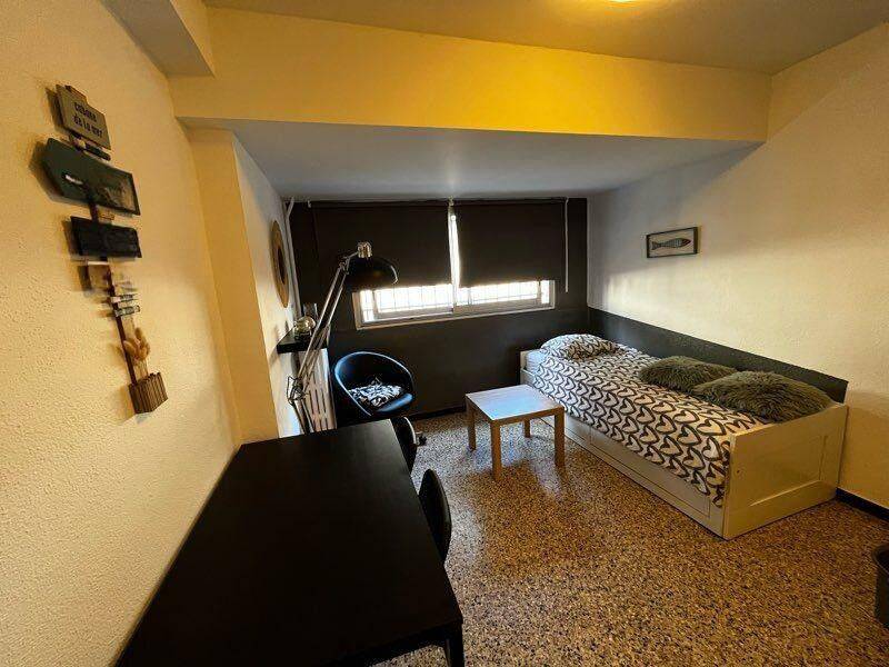 Appartement 1 pièce 17 m² · à Marseille 8ème Arrondissement · 17 m² · 630 €