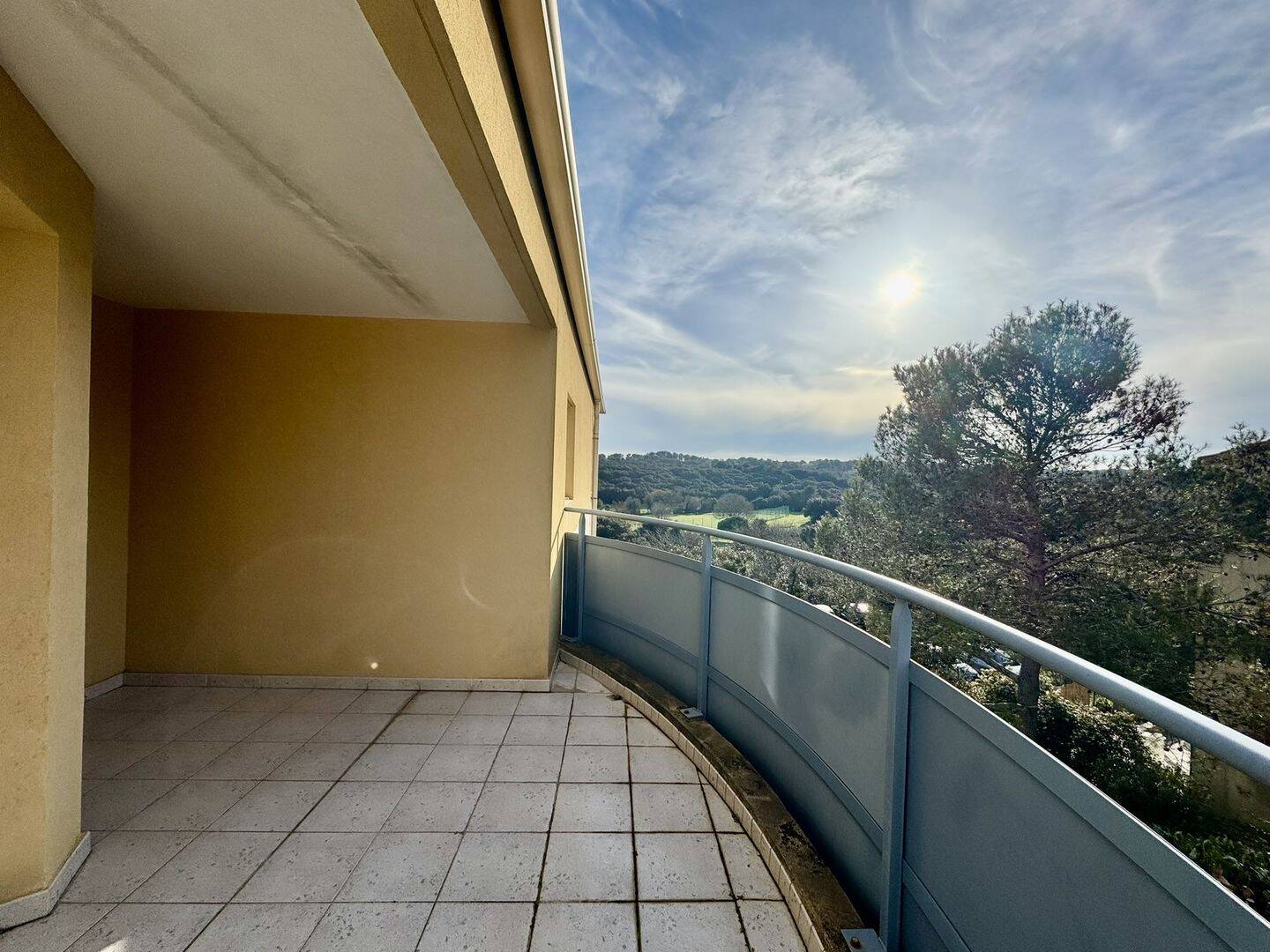 Appartement 2 pièces 45 m² · à Nîmes · 44,6 m² · 642 €