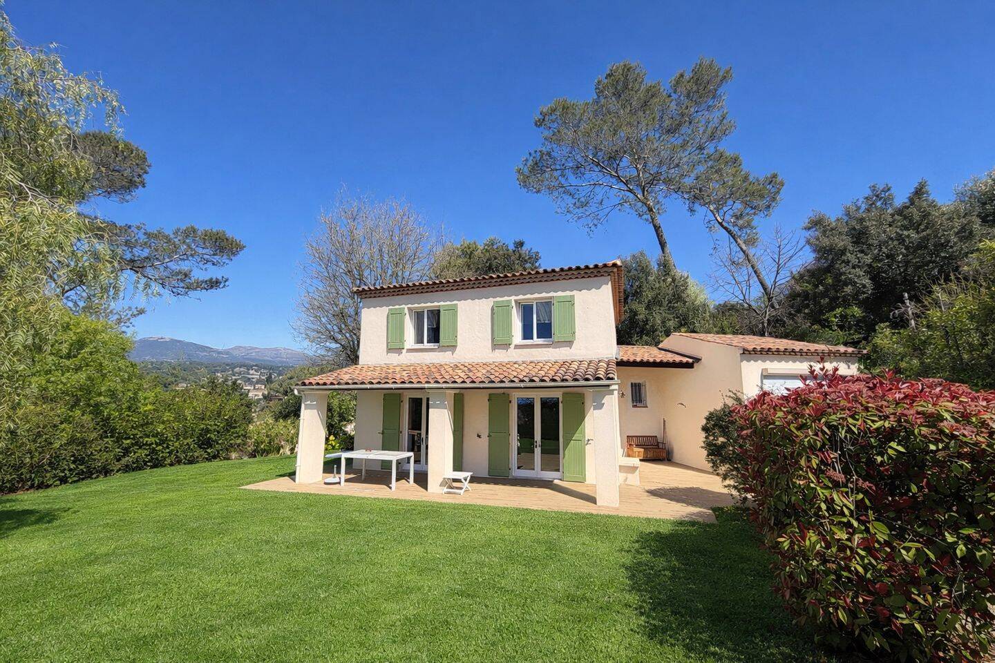 Maison 5 pièces 122 m² · à La Colle-sur-Loup · 122 m² · 775 000 €