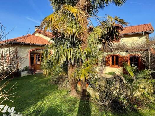 Maison à vendre 325 000 € 7 pièces 4 chambres 197 m² 1 413 m² de terrain Mirande 32300