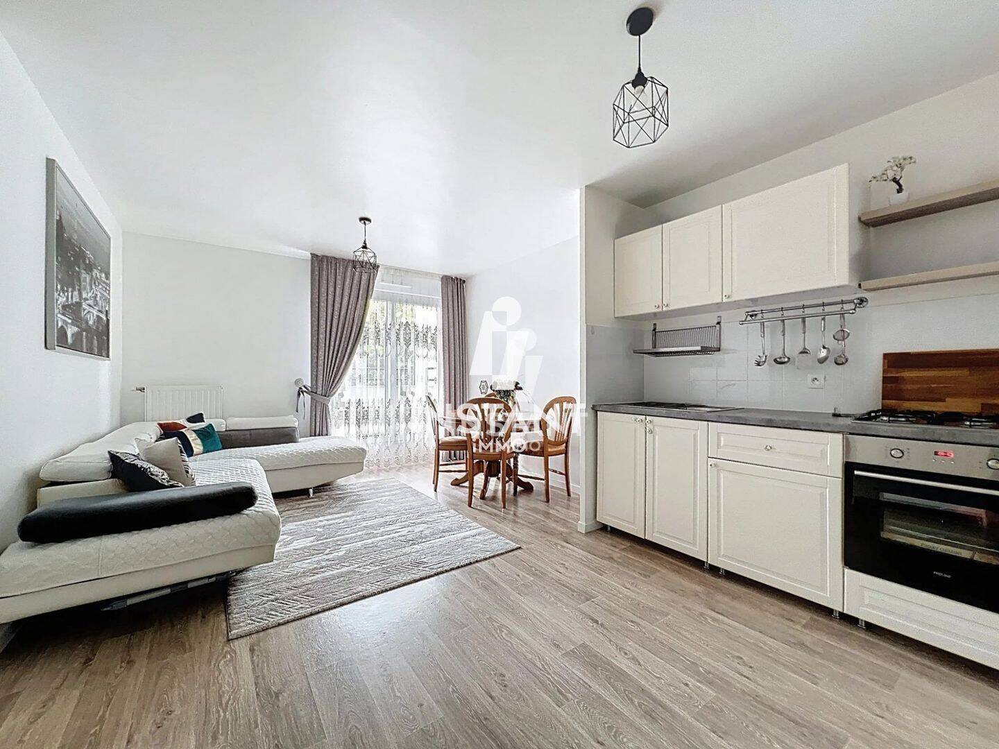 Appartement 3 pièces 56 m² · à Valenton · 56 m² · 240 000 €