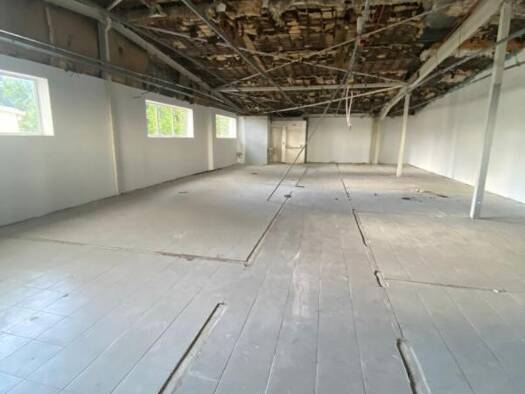 Entrepôt à louer 2 270 € 180 m² d'espace de stockage Ducos 97224