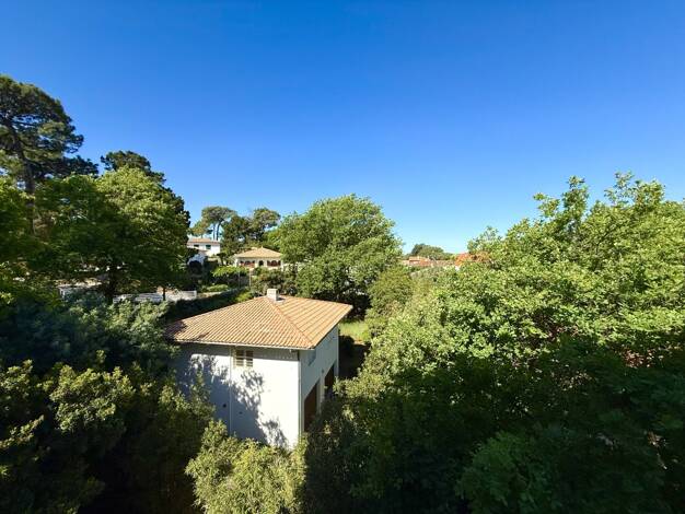Studio à vendre 200 000 € 1 pièce 24 m² Étage 3/3 Le Moulleau-Les Abatilles Arcachon 33120