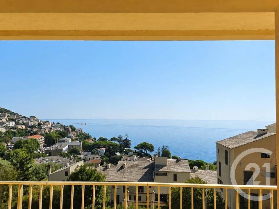 Appartement 3 pièces 84 m² · à San-Martino-Di-Lota · 84 m² · 285 000 €