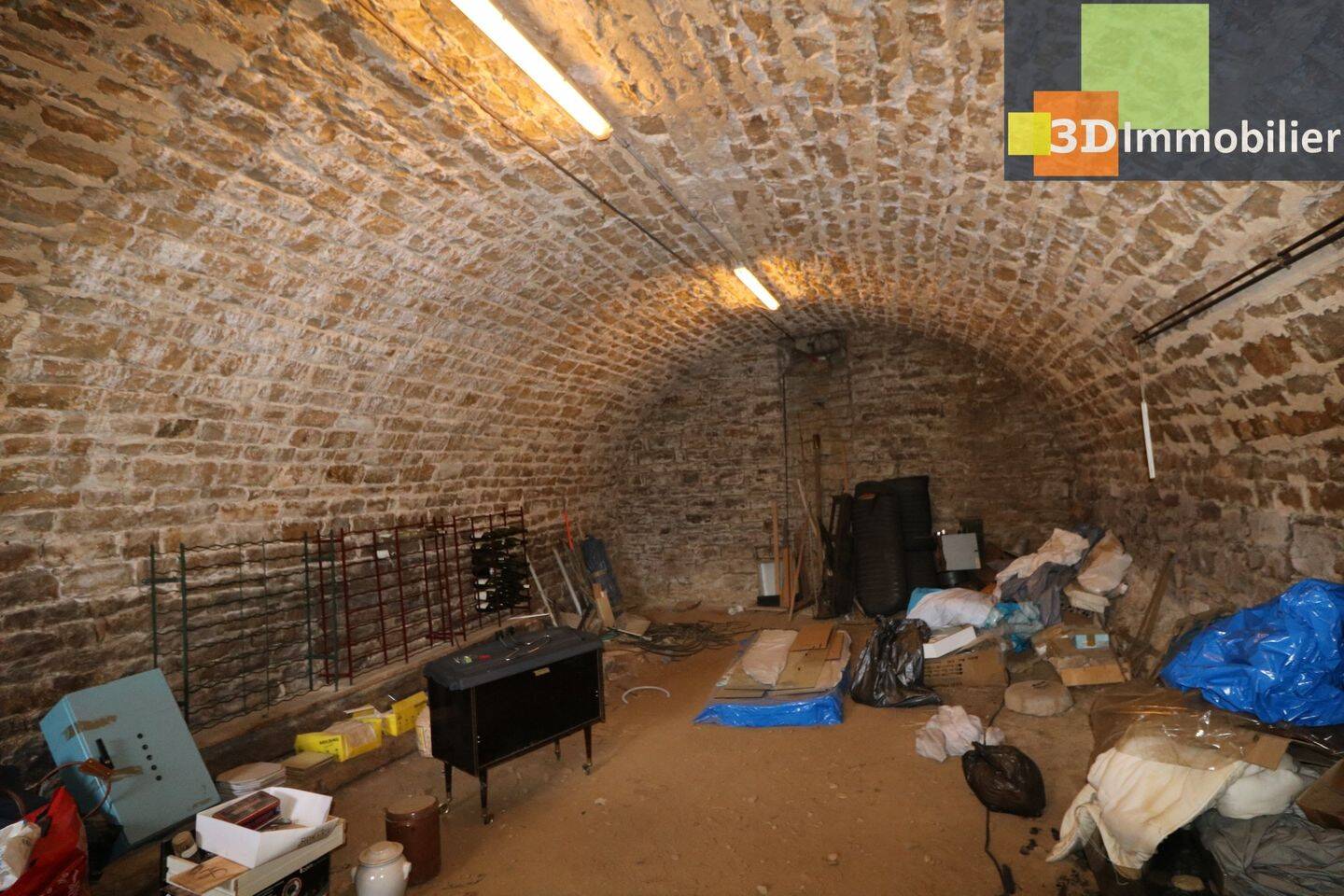 Maison 6 pièces 170 m² · à Lons-le-Saunier · 170 m² · 249 000 €