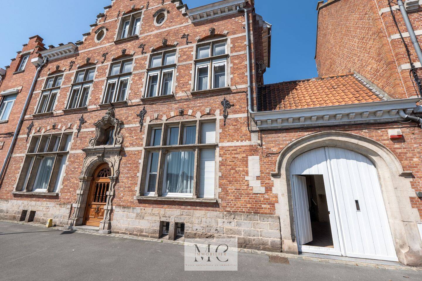 Maison 10 pièces 287 m² · à La Bassée · 287 m² · 365 000 €