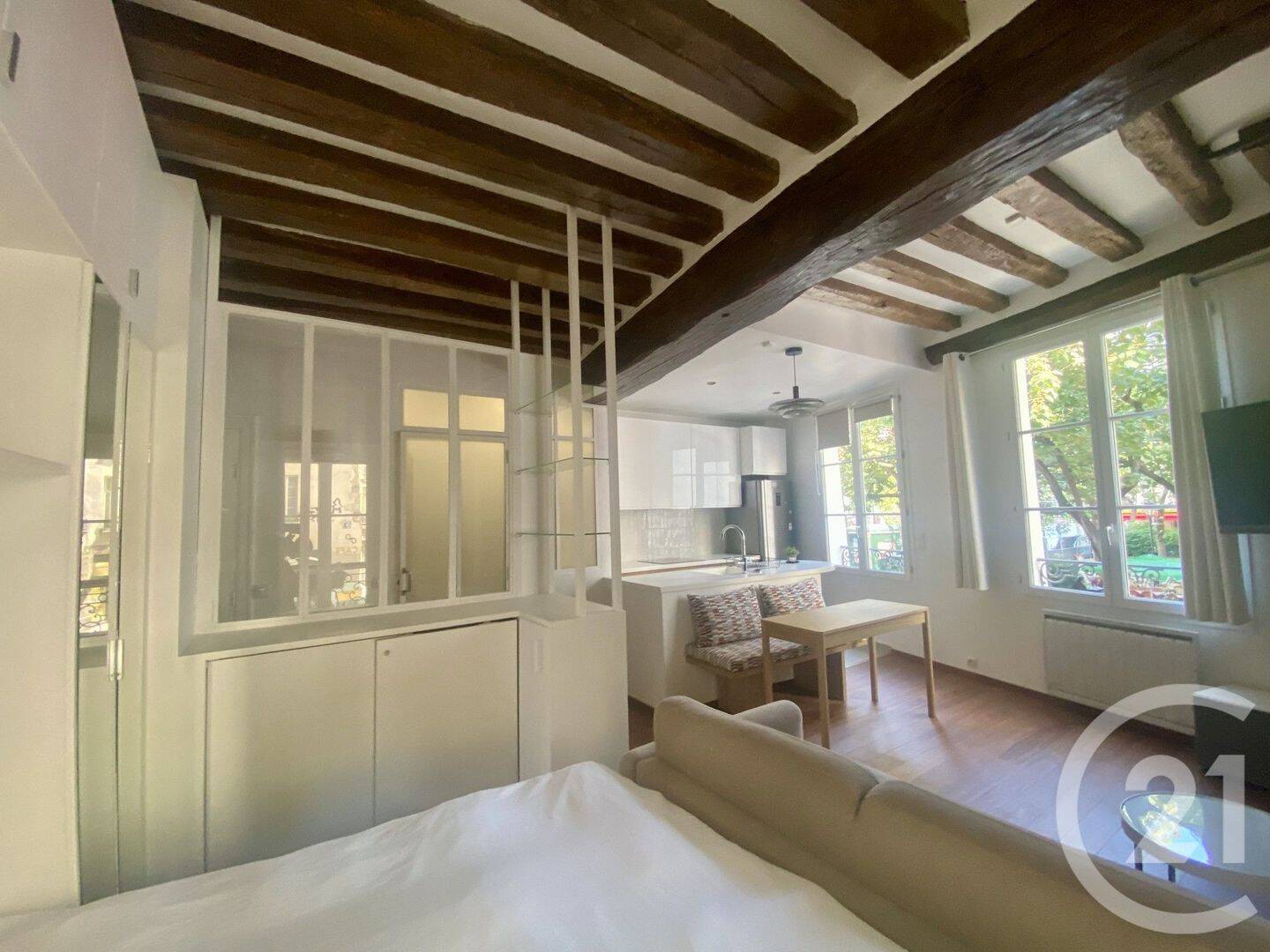 Appartement 1 pièce 33 m² · à Paris 4ème Arrondissement · 32,6 m² · 1 880 €/mois