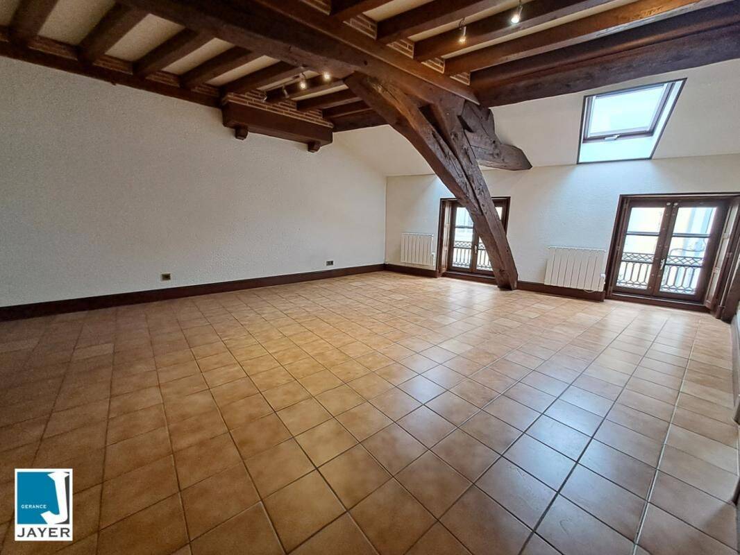 Appartement 3 pièces 66 m² · à Chalon-sur-Saône · 66 m² · 650 €