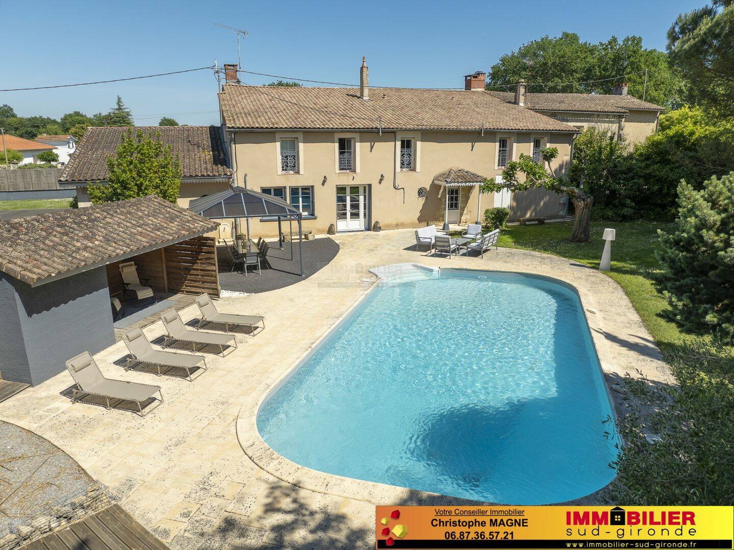 Maison 10 pièces 409 m² · à Fargues · 409 m² · 498 000 €