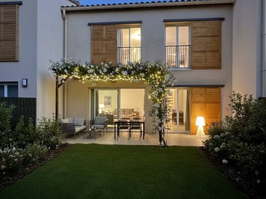 Appartement à vendre - Première occupation 435 000 € 5 pièces 4 chambres 100 m² RDC Château Gombert Marseille 13ème arrondissement 13013