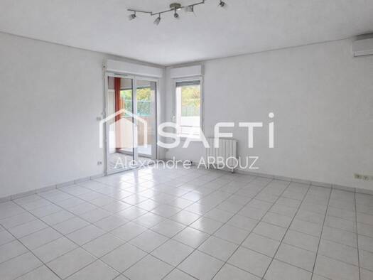 Appartement à vendre 195 000 € 3 pièces 2 chambres 75 m² RDC Périphérique Cugnaux 31270