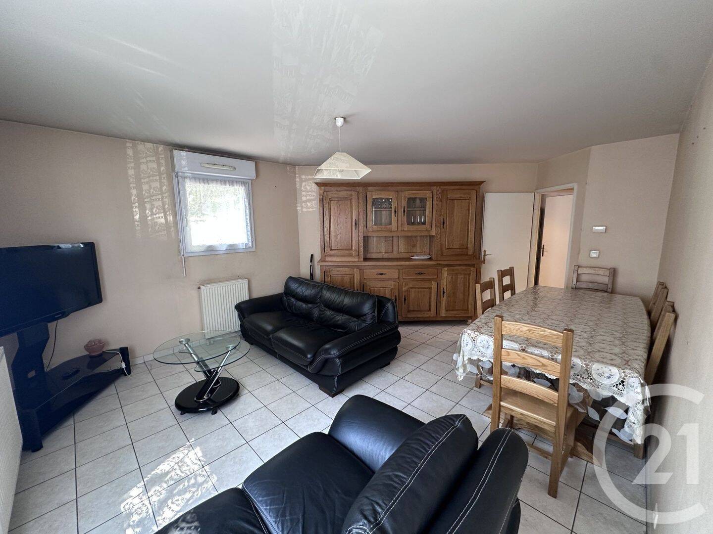 Appartement 3 pièces 62 m² · à Juvisy-sur-Orge · 62,2 m² · 1 040 €