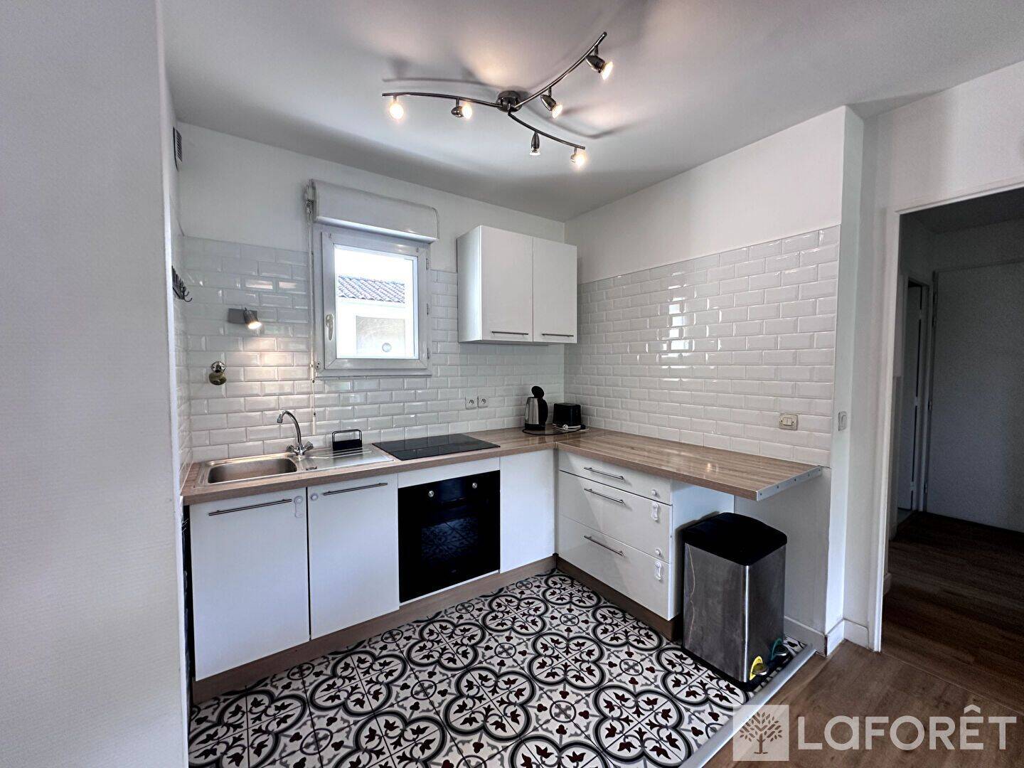 Appartement 2 pièces 46 m² · à Saint-Jean-d'Illac · 46 m² · 890 €