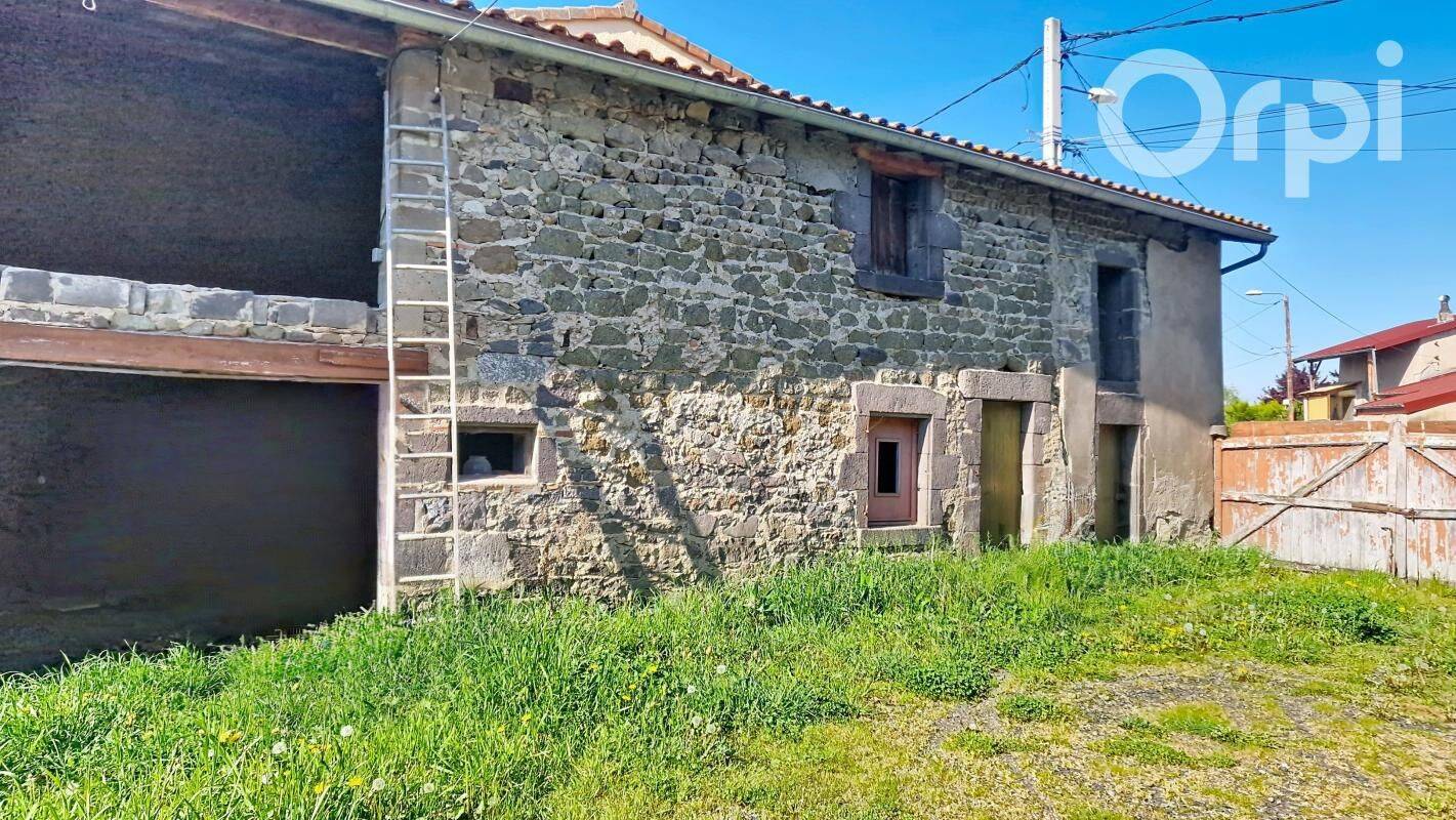 Terrain de 776 m² à Lussat - photo 2