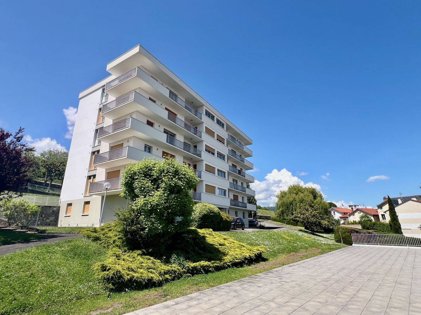 Appartement 6 pièces 153 m² · à Clermont-Ferrand · 152,8 m² · 389 000 €