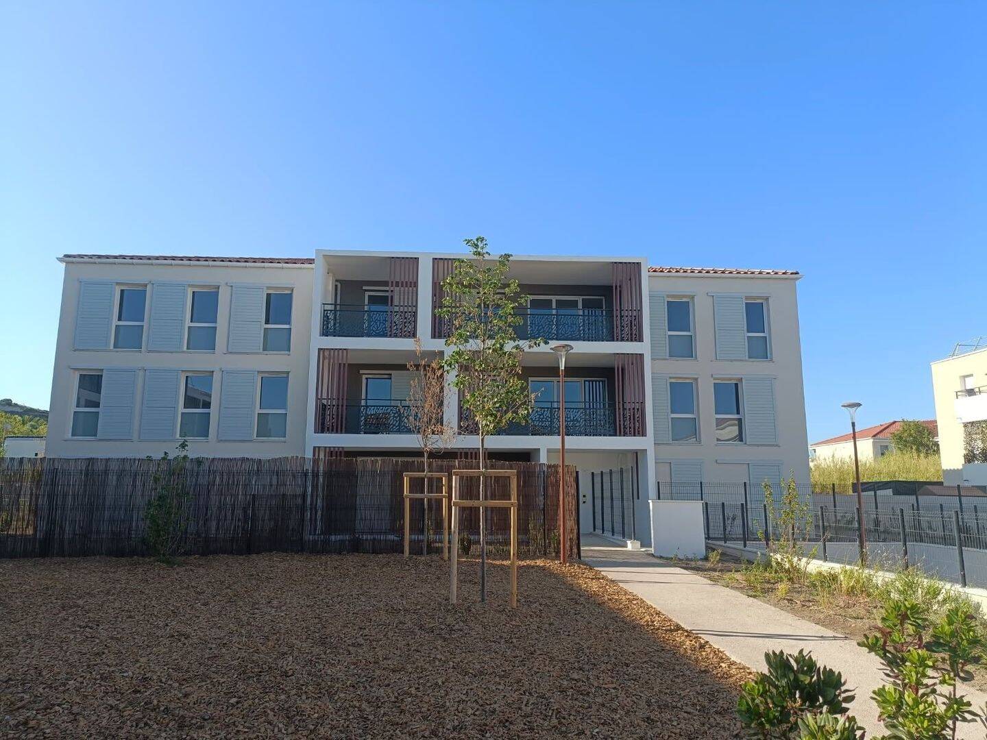 Appartement 3 pièces 79 m² · à Vitrolles · 78,5 m² · 1 225 €