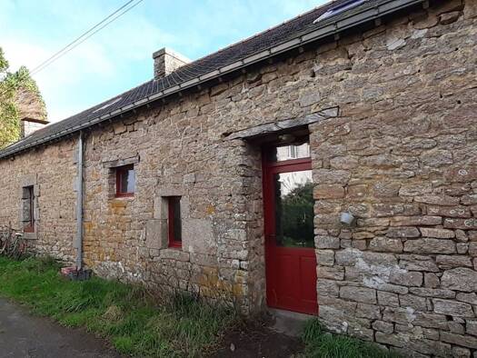 Maison à vendre 125 700 € 4 pièces 80 m² 11 835 m² de terrain Guiscriff 56560