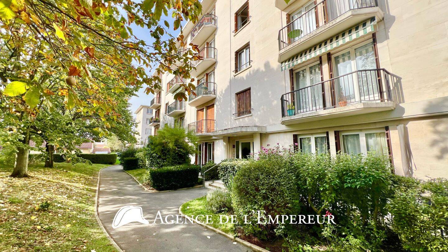 Appartement 3 pièces 76 m² · à Rueil-Malmaison · 75,8 m² · 333 000 €