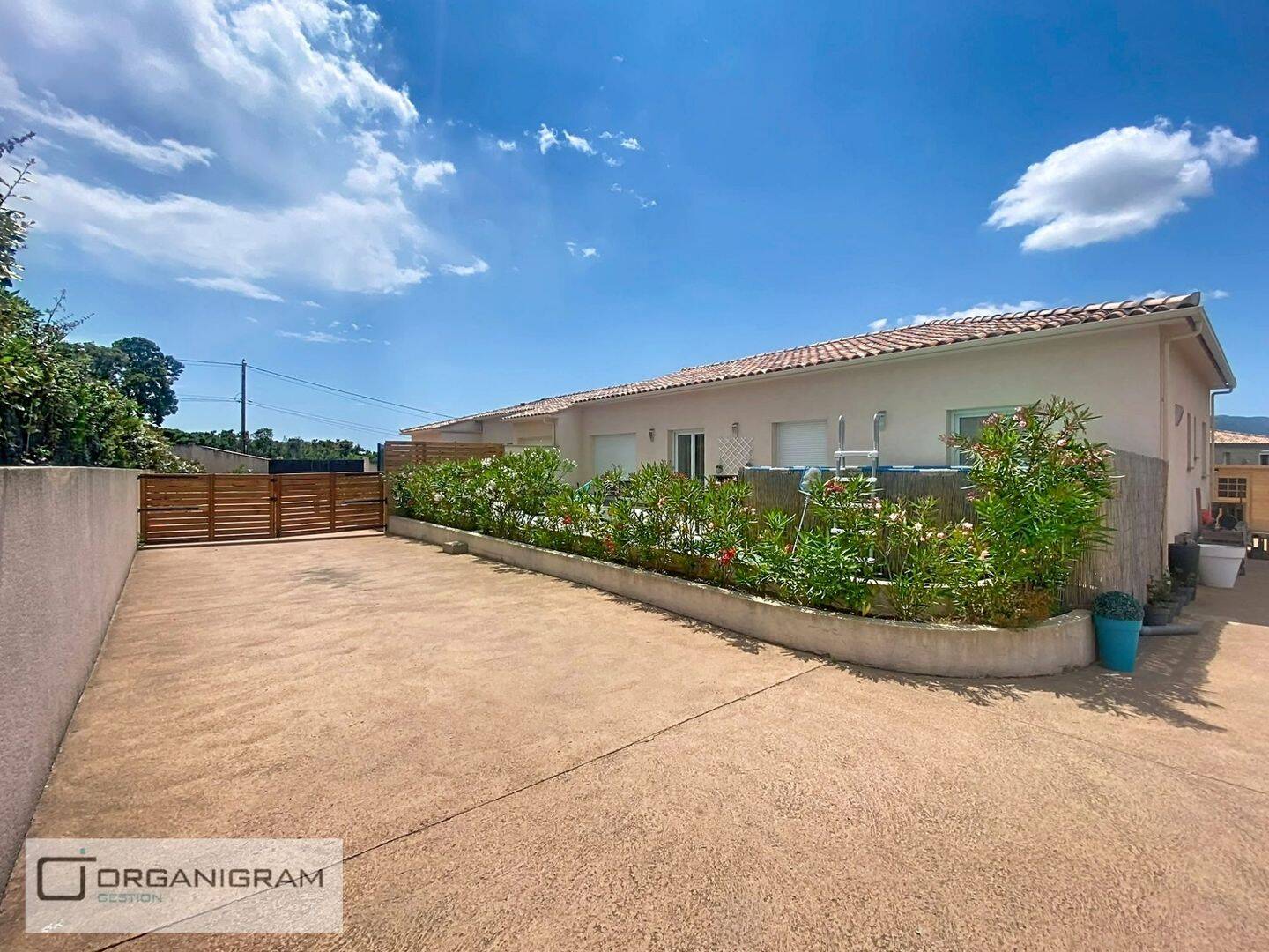 Maison 4 pièces 106 m² · à Cuttoli-Corticchiato · 106,5 m² · 1 530 €/mois