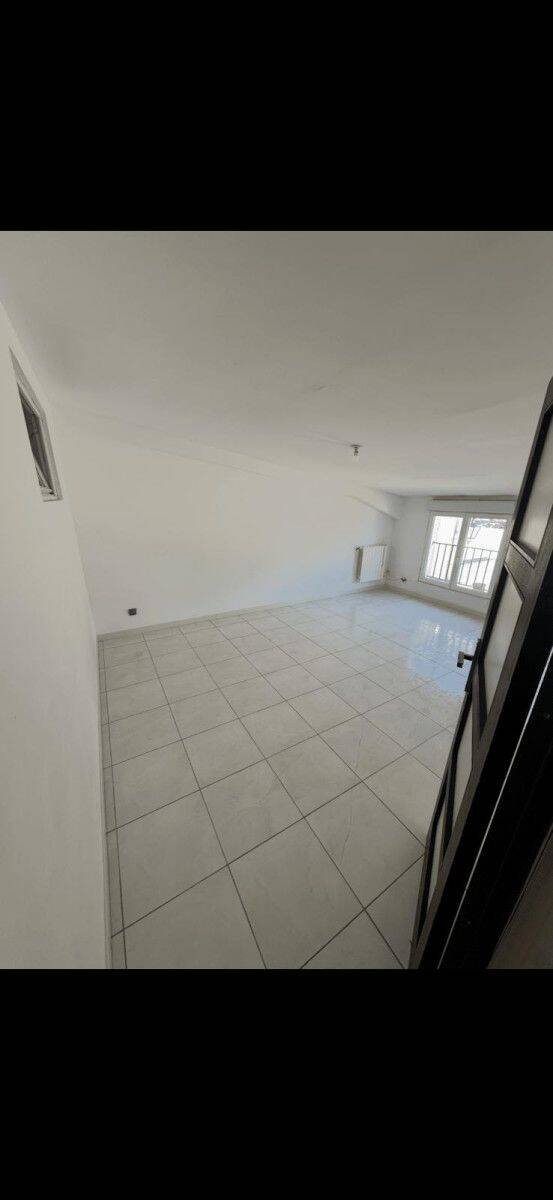 4 pièces 75 m² · à Saint-Jean-de-Védas · 75 m² · 1 400 €