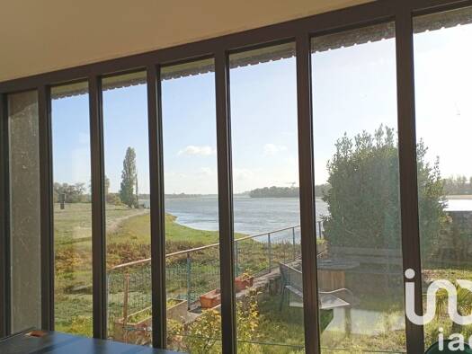 Maison de plain-pied à vendre 308 000 € 9 pièces 5 chambres 174 m² 408 m² de terrain Ingrandes-le-Fresne-sur-Loire 49123