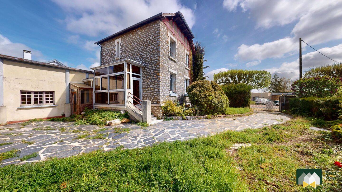 Maison 5 pièces 95 m² · à Lèves · 95 m² · 153 700 €