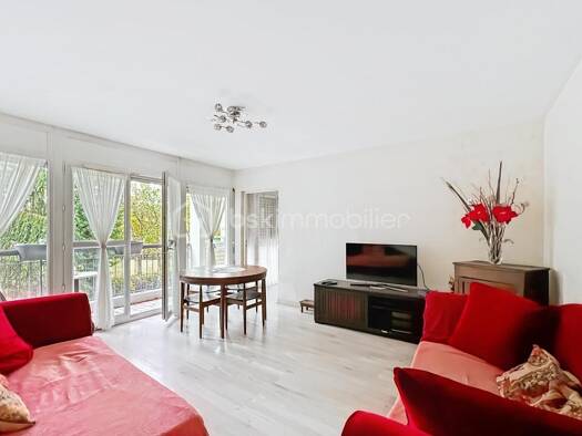 Appartement à vendre 205 000 € 4 pièces 3 chambres 80,5 m² Étage 1/3 Les Orchidees Limeil-Brévannes 94450