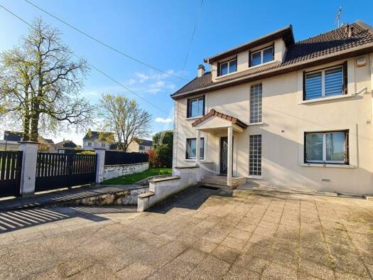 Maison à vendre 376 000 € 6 pièces 4 chambres 125 m² 405 m² de terrain Bois Saint Denis Tremblay-en-France 93290
