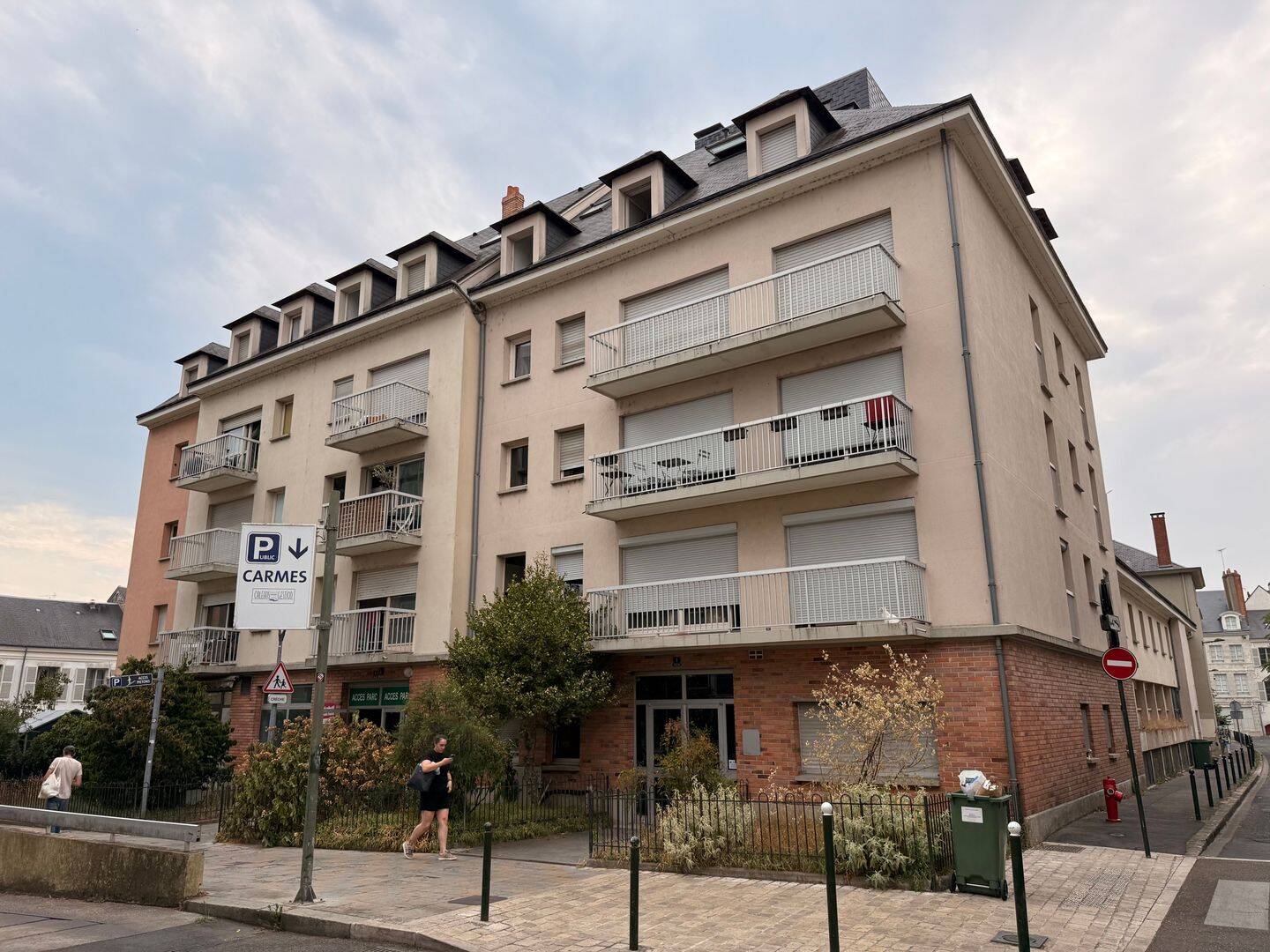 Appartement 4 pièces 84 m² · à Orléans · 84 m² · 997 €